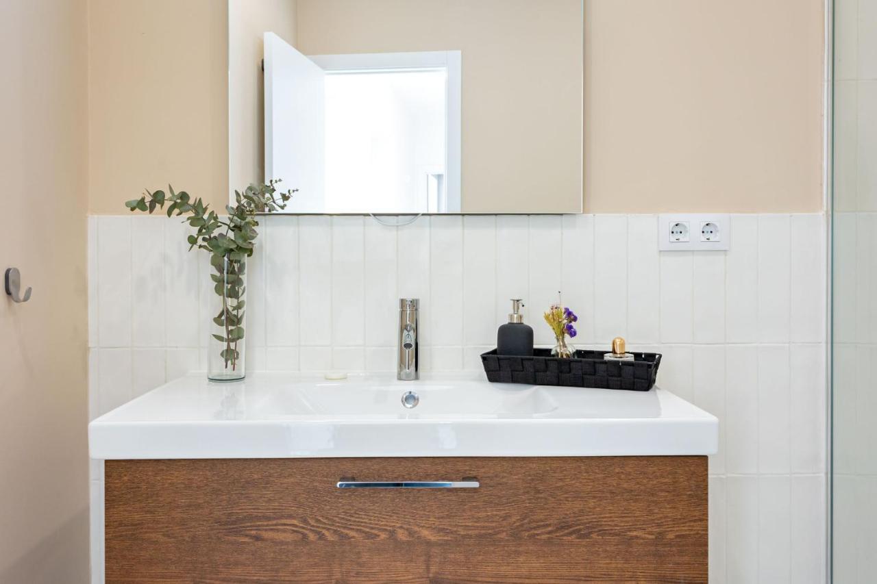 Muro City Center Suite By Valcambre Seville Ngoại thất bức ảnh