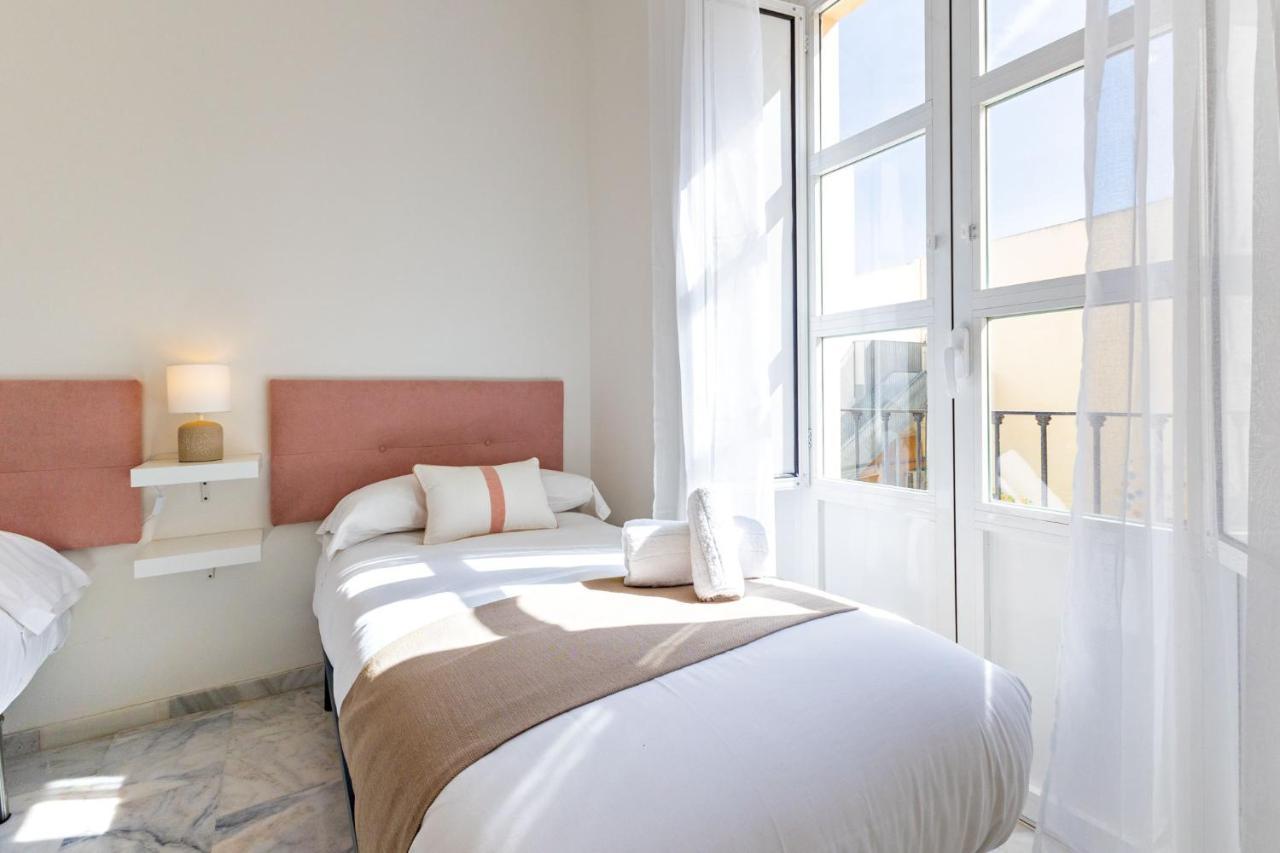 Muro City Center Suite By Valcambre Seville Ngoại thất bức ảnh